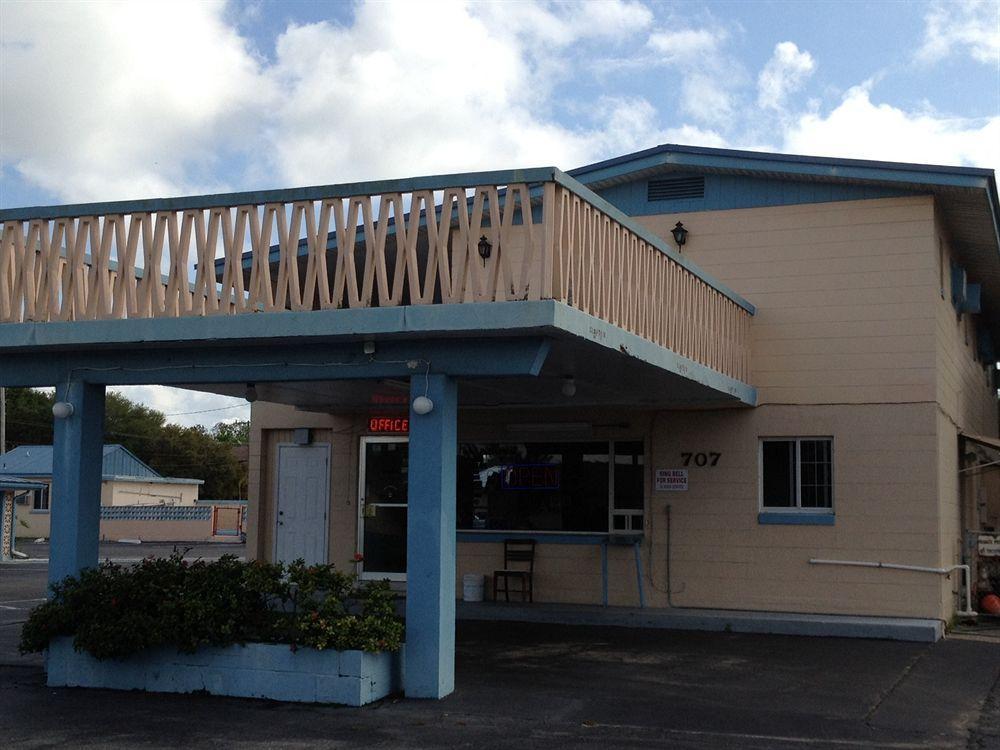 Three Oaks Motel - Titusville Exterior foto